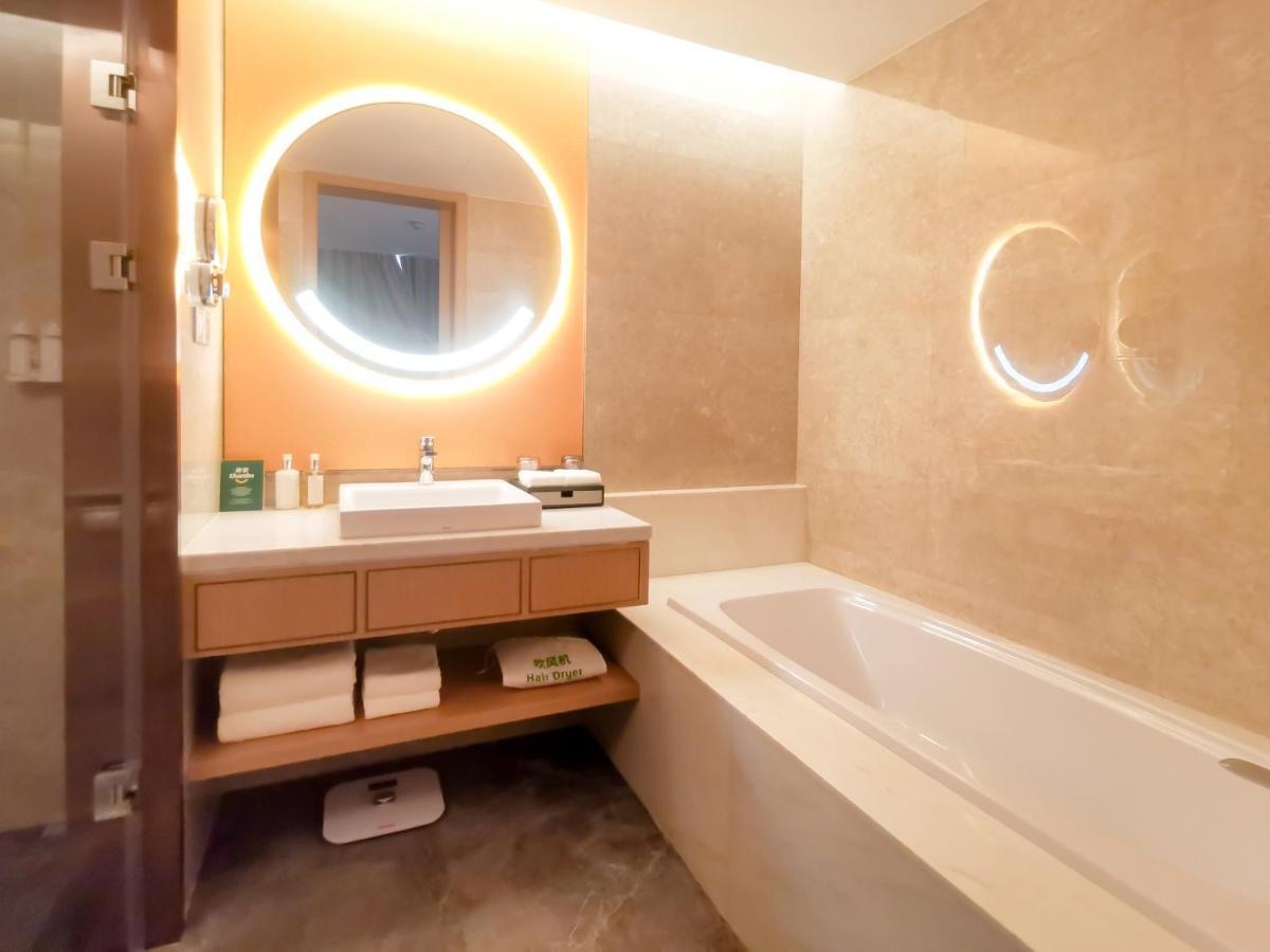 Holiday Inn Luzhou Longjian By Ihg Екстер'єр фото