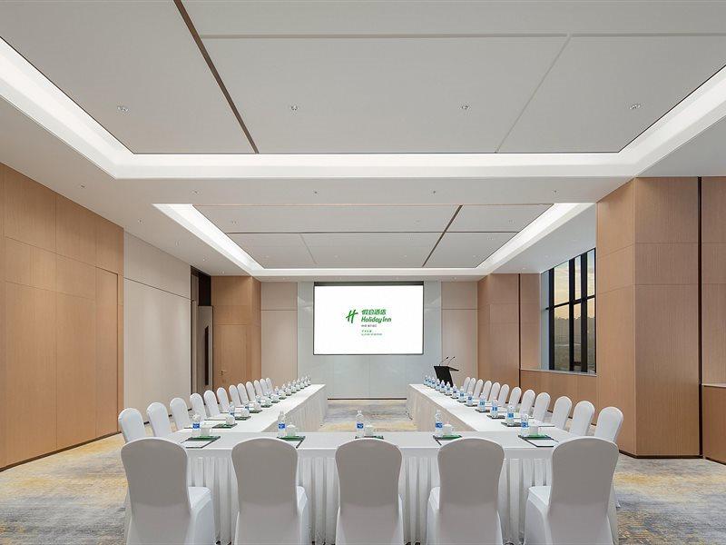 Holiday Inn Luzhou Longjian By Ihg Екстер'єр фото